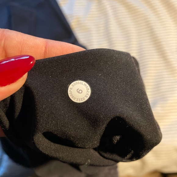 Softstreme High Rise Straight Leg Cropped - Picture 4 of 5